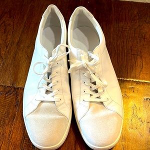 Vince Women’s Janna Sneakers Leather and Suede in White Size 11